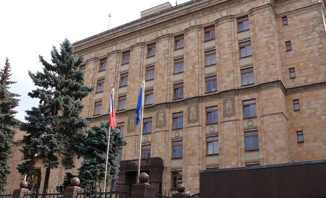 Россия в ответ высылает 20 сотрудников посольства Чехии в Москве
