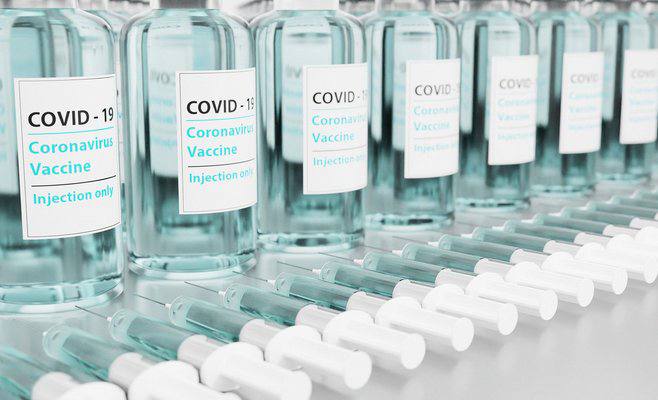 В четверг в Чехии было сделано рекордное количество прививок от Covid-19