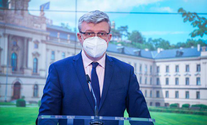 Следующая волна ослабления ограничительных мер в Чехии может быть отложена