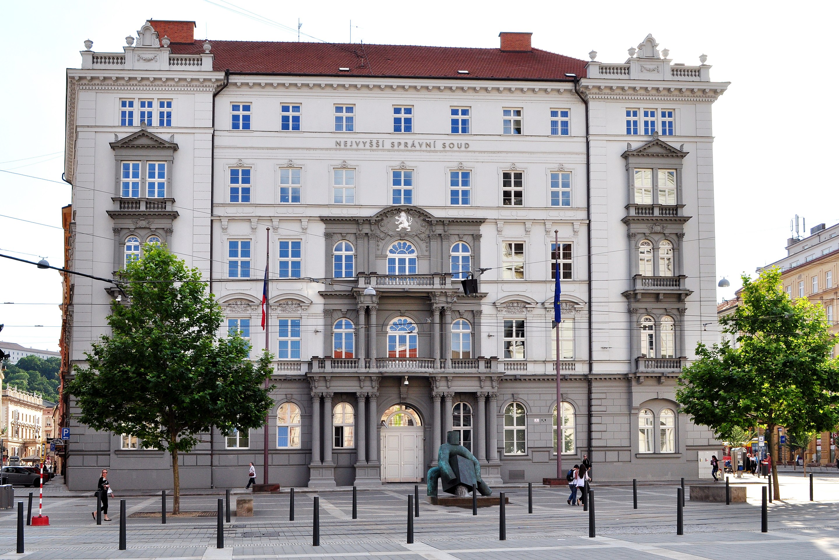 Высший административный суд Чехии отменил ограничительные меры министерства здравоохранения