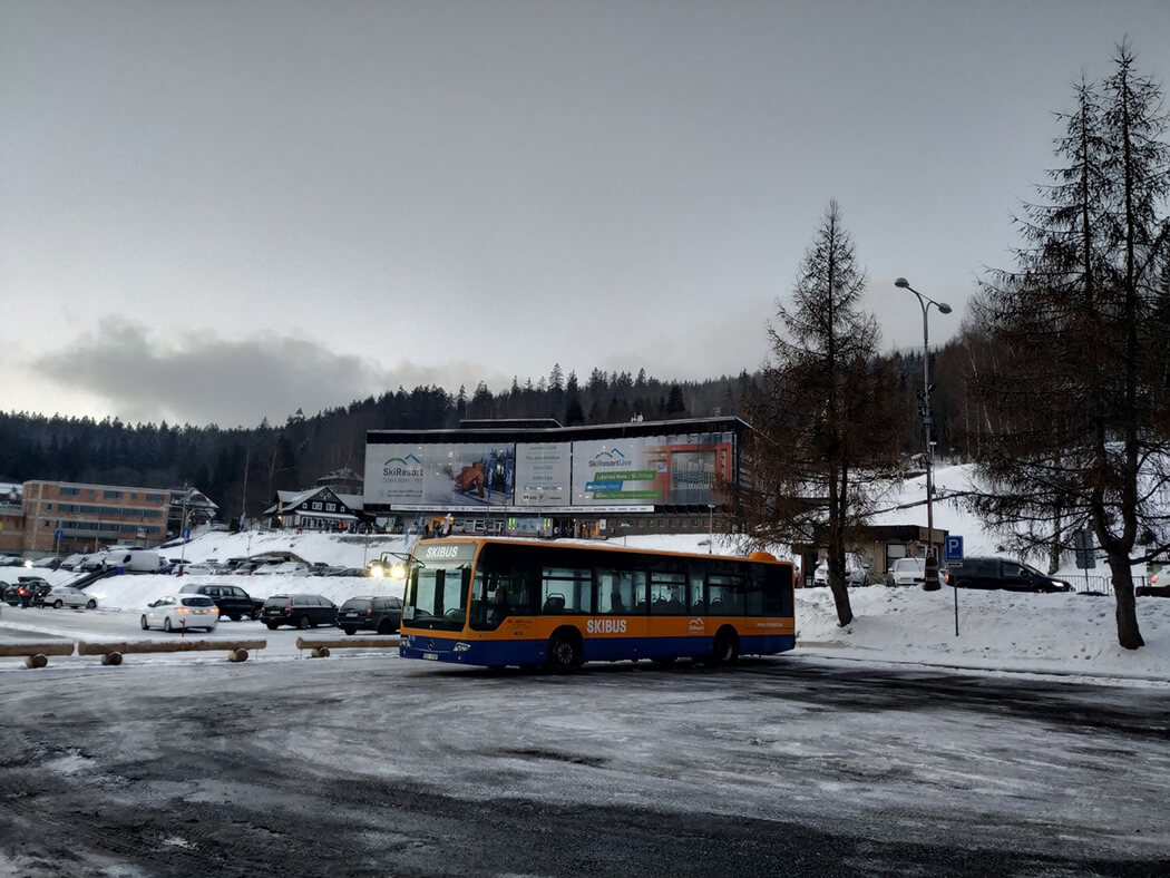 Последний автобус из Черной Горы до Черного Дула уходит в 16:15,